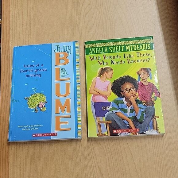 8 assorted paperback books for the young reader - Picture 2 of 12